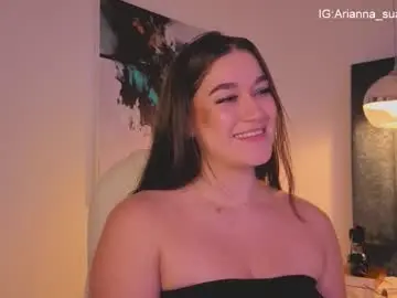 Chaturbate Free Live Porn of arianna_suarez1