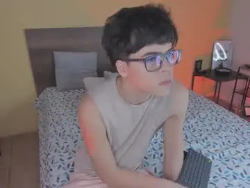 Chaturbate Best live sex cam show of justinbiler