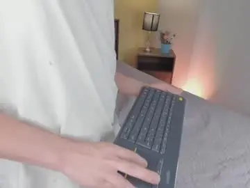 Chaturbate Live Sex Cam of justinbiler