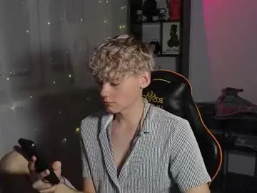 Chaturbate Free Porn Cam of kirill_20_cm