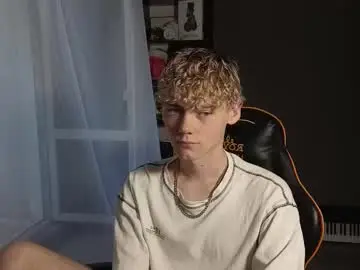 Chaturbate Live Sex of kirill_20_cm