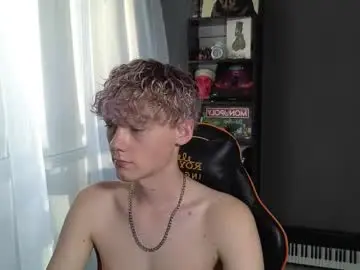 Chaturbate Best live sex cam show of kirill_20_cm