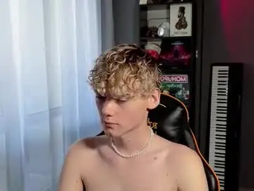 Chaturbate Live Porn of kirill_20_cm