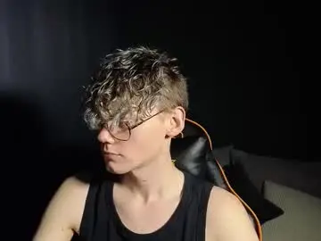 Chaturbate Free Porn Cam of kirill_20_cm