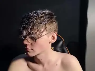 Chaturbate Free Porn Cam of kirill_20_cm