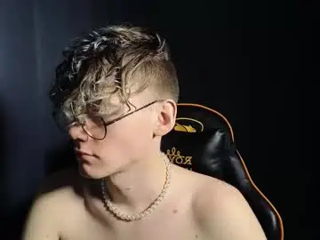 Chaturbate Best Webcam of kirill_20_cm