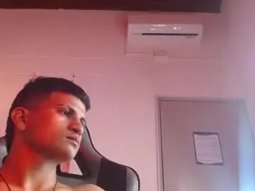 Chaturbate Nude Webcam of frankyy_18