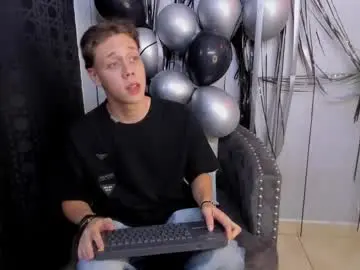 Chaturbate Sex Chat of santiceballo