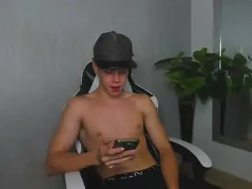 Chaturbate Free Live Porn of santiceballo