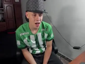 Chaturbate Sex Chat of santiceballo