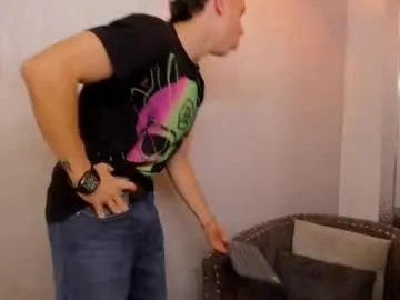 Chaturbate Live Porn of santiceballo
