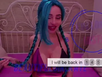 Chaturbate Live Sex Cam of juliabeautiful