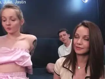 Chaturbate Free Porn Cam of julie_n_jastin