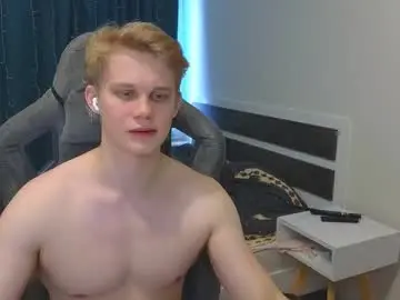 Chaturbate Live Sex Cam of meow_mickey