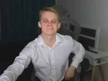 Chaturbate Live Sex Cam of meow_mickey