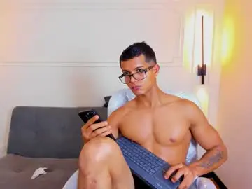 Chaturbate Private Sex Chat of paradise_boy_s