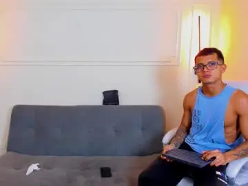 Chaturbate Free Porn Cam of paradise_boy_s