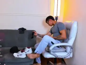 Chaturbate Live Sex Cam of paradise_boy_s