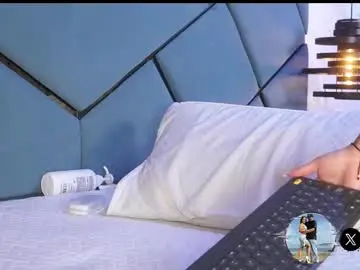 Chaturbate Live Porn of amber_tonny25