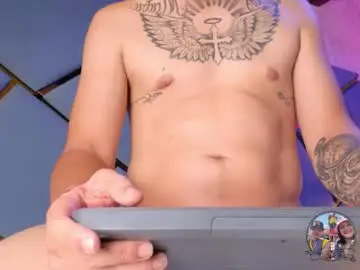 Chaturbate Free Live Porn of amber_tonny25
