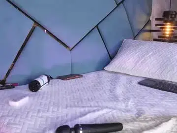 Chaturbate Sex Cam of amber_tonny25