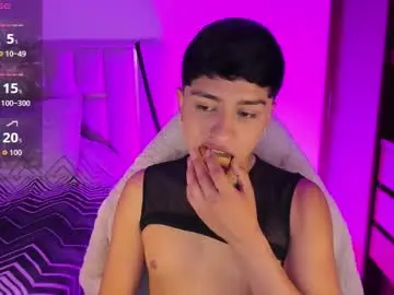 Chaturbate Live Porn of andreewwx_m