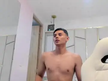 Chaturbate Live Sex of andy_dior18