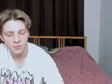 Chaturbate Adult Webcams of blossomandbee