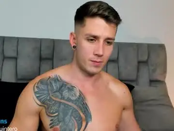 Chaturbate Live Sex Cam of marks_saenz