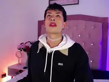 Chaturbate Live Sex Cam of ozorio_dany
