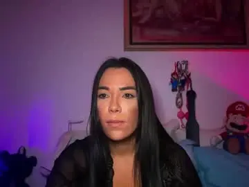 Chaturbate Watch Live Sex Cams of mistresslavinia_