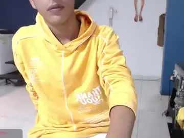 Chaturbate Live Sex Cam of andressdean