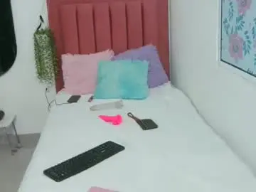 Chaturbate Watch Live Sex Cams of mari_curls