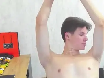 Chaturbate Nude Webcam of timytwinkboy