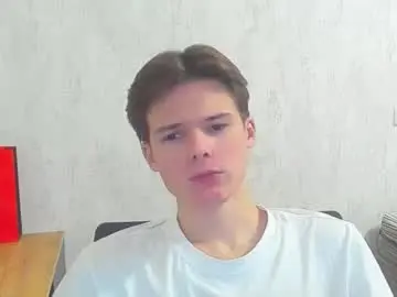 Chaturbate Watch Live Sex Cams of timytwinkboy