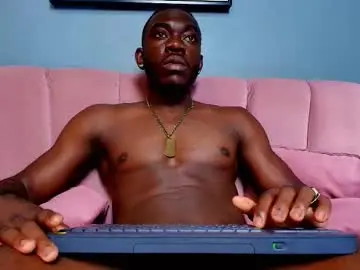 Chaturbate Live Sex Cam of bro_friends