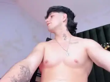 Chaturbate Private Sex Chat of ian_valverde