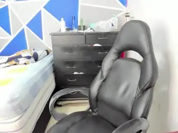 Chaturbate Live Sex Cam of big_black11