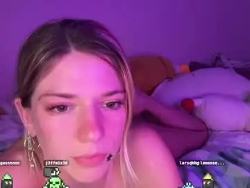 Chaturbate Adult Webcams of oliviahansleyy