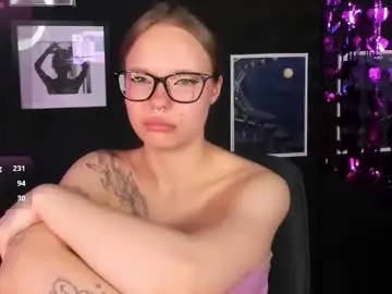 Chaturbate Adult Webcam of sweet_lucile