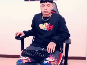 Chaturbate Live Porn of indomitablebeast