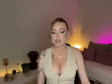 Chaturbate Free Live Porn of mistress_of_hearts