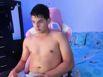 Chaturbate Best live sex cam show of adrian_prime_