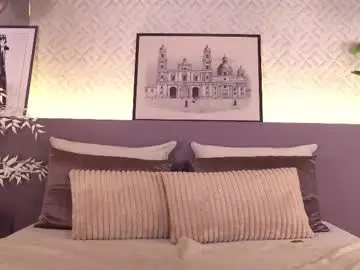 Chaturbate Live Sex Cam of ellediane