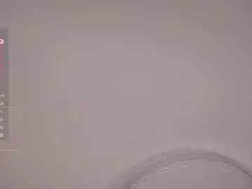 Chaturbate Live Sex Cam of lynngroves