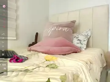 Chaturbate Adult Video Chat of monicaflower