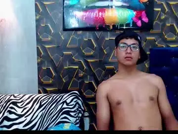 Chaturbate Free Porn Cam of uriel_davies
