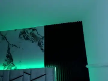 Chaturbate Sex Chat of daniphoenixx