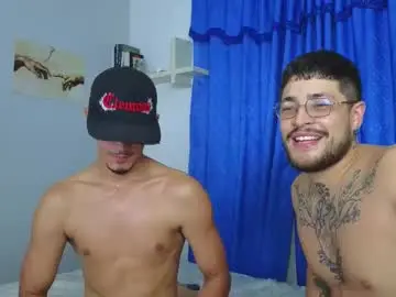 Chaturbate Watch Live Sex Cams of isaiashunt_