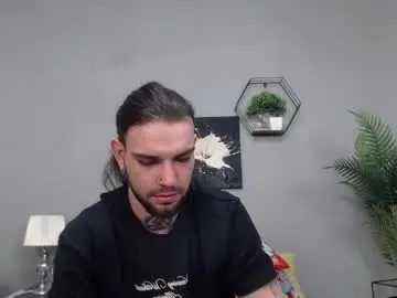 Chaturbate Free Porn Cam of kanehunter